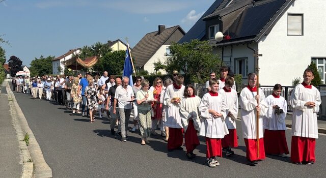 19.06.2025 – Fronleichnam in St. Elisabeth