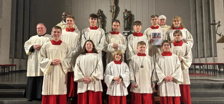 22.11.2025 – Ministrantenneuaufnahme und Verabschiedung in St. Elisabeth 22.11.2025 – Ministrantenneuaufnahme und Verabschiedung in St. Elisabeth